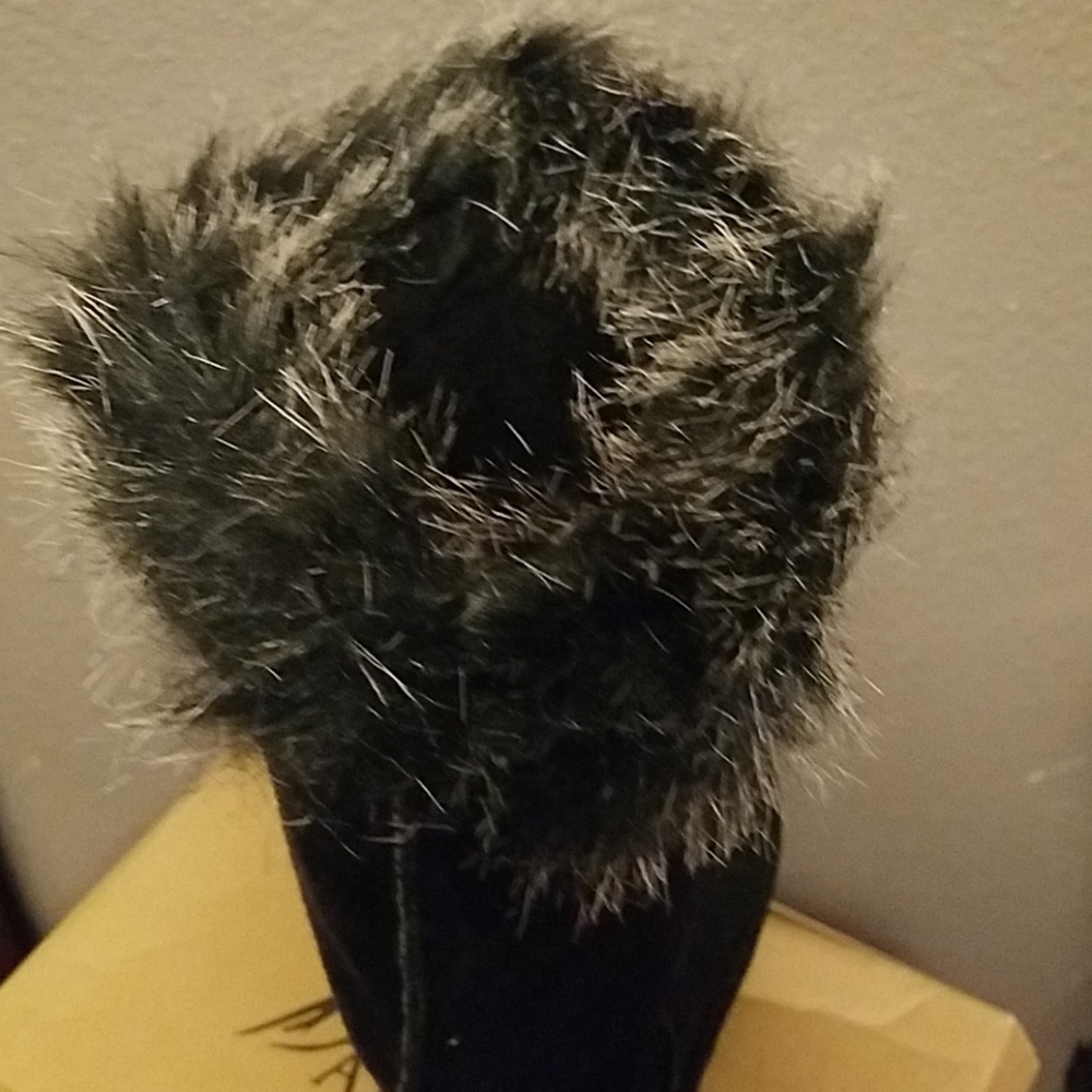 Boots - Picture 2 of 4